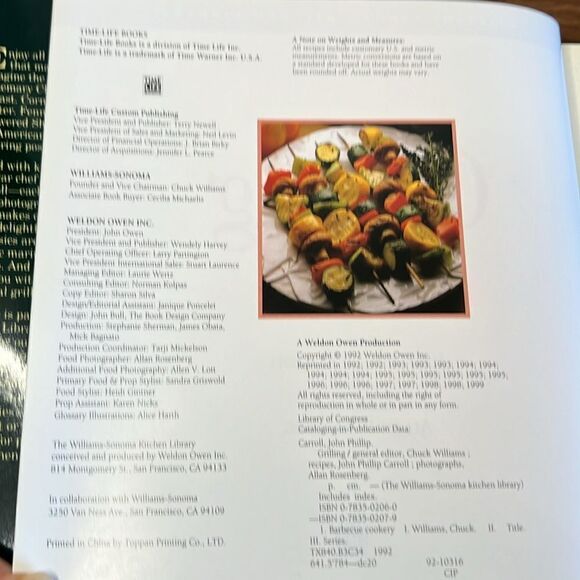 Williams-Sonoma Kitchen Library Cookbook ~ Grilling - Picture 3 of 4